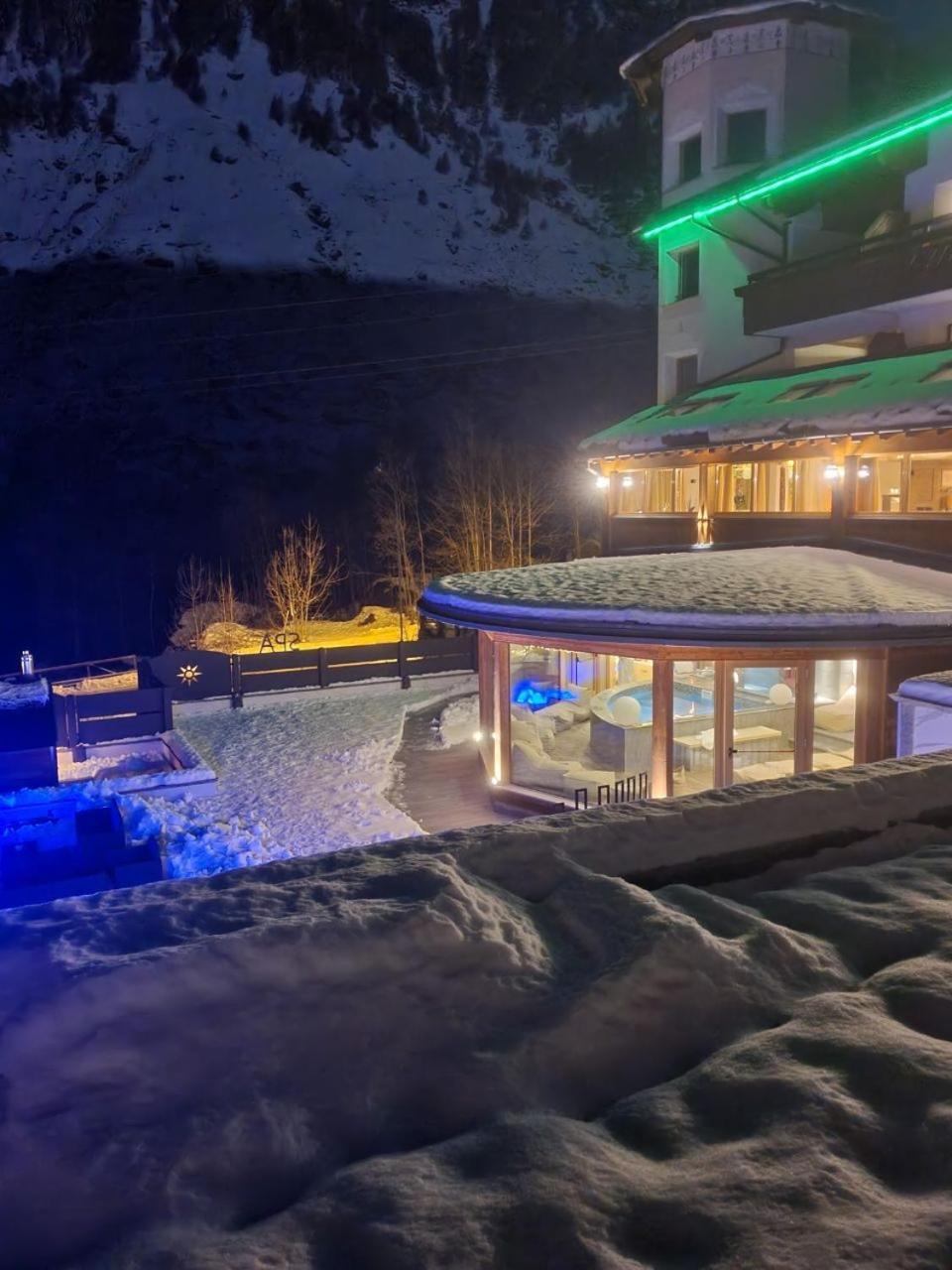 Alps Oriental Wellness Hotel Campodolcino Exterior photo